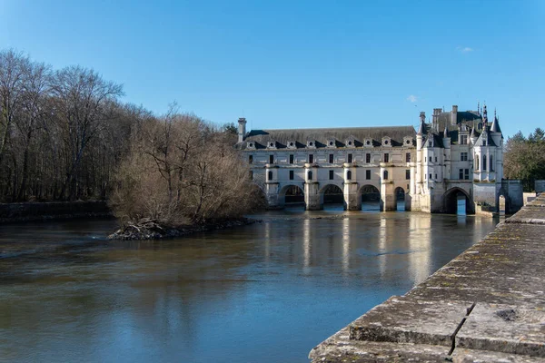 Chenonceau Fransa. 26 Şubat 2023. Chenonceau Şatosu Loire boyunca yer almaktadır.
