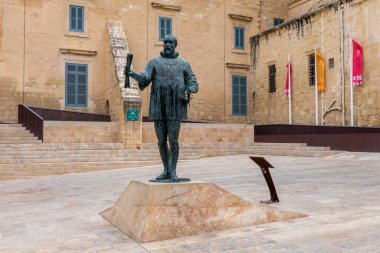 Valletta, Malta, 30 Nisan 2023. Valetta 'lı John, Kudüs' teki Aziz John Tarikatı 'nın Büyük Ustası, Malta Cumhuriyeti' nin şimdiki başkenti Valletta 'yı kurdu ve ona adını verdi..