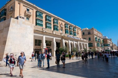 Valletta, Malta, 5 Mayıs 2023. Malta Valletta City 'deki ana yaya sokağı, popüler yaya sokağı.