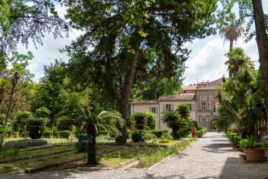 İtalya, Pisa, 26 Temmuz 2023. Pisa Üniversitesi 'nin botanik bahçesi, Luca Ghini' nin girişimiyle 1544 yılında kuruldu.