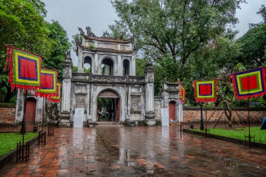 Hanoi, Vietnam, 21 Ekim 2024. Hanoi Edebiyat Tapınağı bir Konfüçyüs tapınağıdır. Prens 'in Harflerin çoğaltıcı tapınağıdır.
