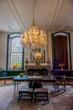 Yalancı, Belçika, 15 Ağustos 2025. Evlilik Salonu Yalancı Kasaba Binası 'nın içinde Grote Markt' ta