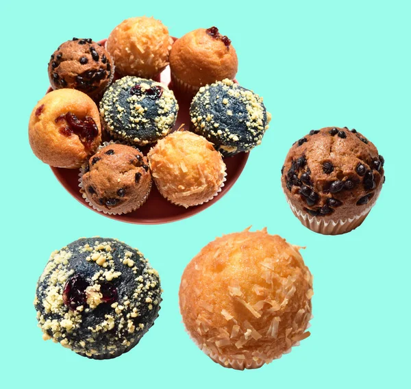 Muffin Isoliert Mit Clipping Pfad Kein Schatten Grünen Hintergrund Dessert — Stockfoto