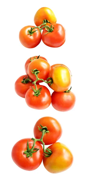 Pomidory Odizolowane Ścieżką Wycinania Bez Cienia Białym Tle Wiązanka Czerwonych — Zdjęcie stockowe