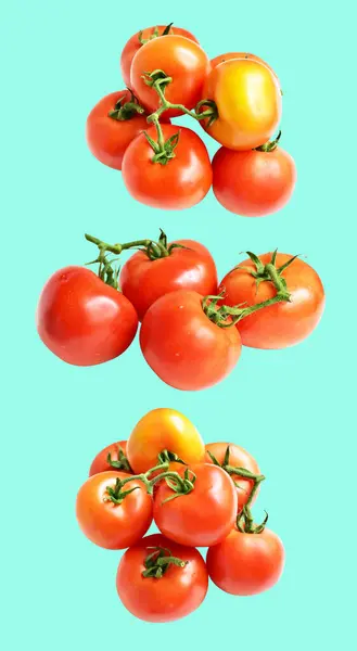 Tomater Isolerade Med Klippning Väg Ingen Skugga Grön Bakgrund Röda — Stockfoto