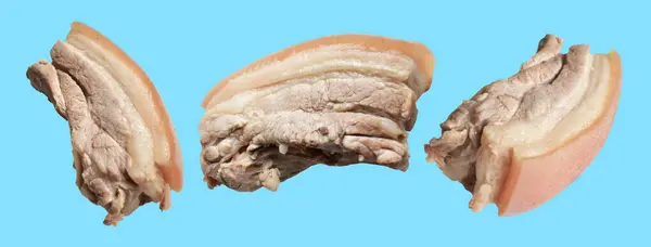 Мясо Кипяченой Свинины Изолированное Клиппинговой Дорожкой Тени Голубом Фоне Ингредиенты — стоковое фото