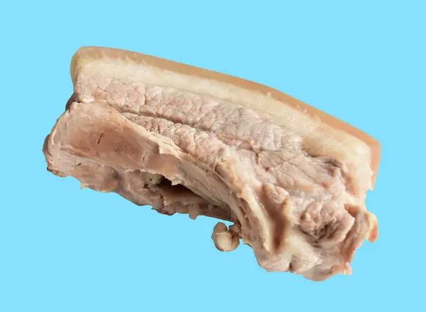 Gekochtes Schweinebauch Fleisch Isoliert Mit Schneideweg Kein Schatten Hellblauen Hintergrund — Stockfoto