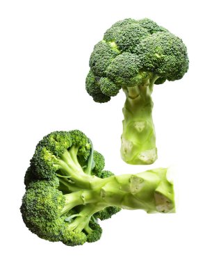 Brokoli ya da karnabahar kırpma yolu ile izole edilmiş beyaz arka plan, gölge yok, yemek malzemeleri, sağlıklı sebzeler