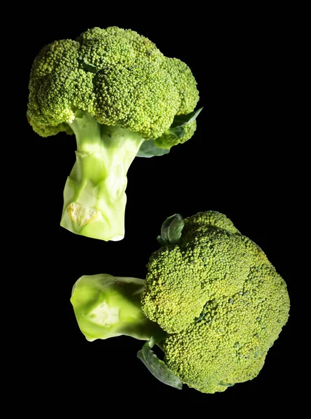 Brokoli Karnabahar Kesme Yolu Ile Izole Siyah Arka Plan Gölge — Stok fotoğraf