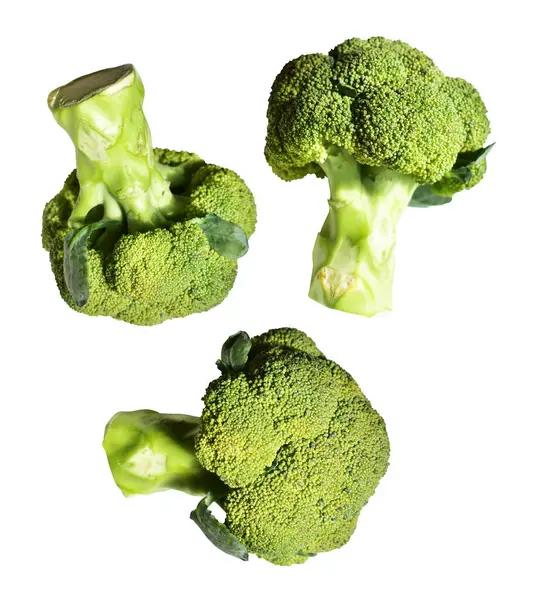 Brokoli ya da karnabahar kırpma yolu ile izole edilmiş beyaz arka plan, gölge yok, yemek malzemeleri, sağlıklı sebzeler