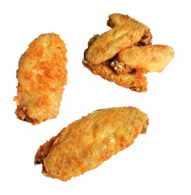 Kızarmış tavuk kanadı kırpma yolu ile izole edilmiş, beyaz arka planda gölge yok, fast food