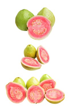 Pembe ya da kırmızı Gauva meyvesi beyaz arka planda kırpma yolu ile izole, gölgesiz, sağlıklı tropikal taze meyve