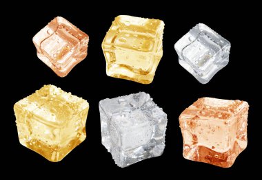 Mavi nane ya da gri renkte buz küpü kırpma yolu ile izole edilmiş siyah arkaplanda gölge yok, kristal