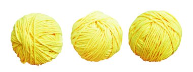 Pastel sarı yün top kırpma yolu ile izole, beyaz arka planda gölge yok