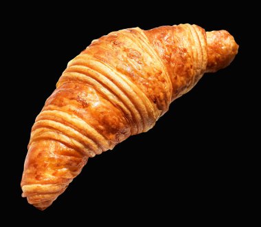 Siyah arka planda izole edilmiş, gölgesiz peynirli kruvasan, ev yapımı tatlı fırını.