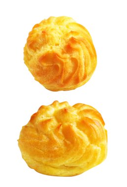 Beyaz arka planda izole edilmiş Choux kremalı pasta, kırpma yolu olan gölge yok, tatlı yemek, fırın