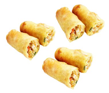 Kırmızıda kızartılmış altın sarısı börekler kırpma yolu ile izole edilmiş, beyaz arka planda gölge yok, Vietnam mutfağı, Çin yemeği