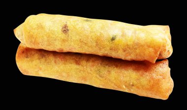 Kırmızıda kızartılmış altın sarısı börekler kırpma yolu ile izole edilmiş, siyah arka planda gölge yok, Vietnam mutfağı, Çin yemeği