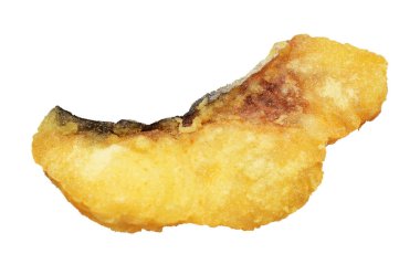 Kızarmış fileto balığı kırpma yolu ile izole edilmiş, beyaz arka planda gölge yok.