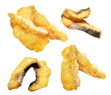 Kızarmış fileto balığı kırpma yolu ile izole edilmiş, beyaz arka planda gölge yok.