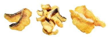 Kızarmış fileto balığı kırpma yolu ile izole edilmiş, beyaz arka planda gölge yok.