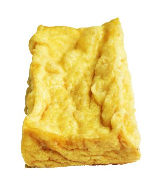 Kızarmış tofu, kırpma yolu ile izole edilmiş, beyaz arka planda gölge yok, Vietnam stili, soya fasulyesinden yapılmış vejetaryen ya da vejetaryen ve diyet.