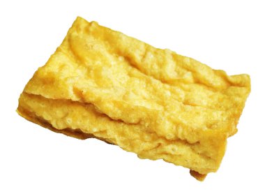 Kızarmış tofu, kırpma yolu ile izole edilmiş, beyaz arka planda gölge yok, Vietnam stili, soya fasulyesinden yapılmış vejetaryen ya da vejetaryen ve diyet.