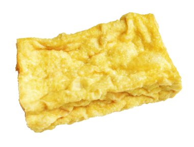 Kızarmış tofu, kırpma yolu ile izole edilmiş, beyaz arka planda gölge yok, Vietnam stili, soya fasulyesinden yapılmış vejetaryen ya da vejetaryen ve diyet.