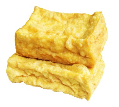 Kızarmış tofu, kırpma yolu ile izole edilmiş, beyaz arka planda gölge yok, Vietnam stili, soya fasulyesinden yapılmış vejetaryen ya da vejetaryen ve diyet.