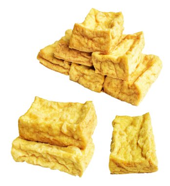 Kızarmış tofu, kırpma yolu ile izole edilmiş, beyaz arka planda gölge yok, Vietnam stili, soya fasulyesinden yapılmış vejetaryen ya da vejetaryen ve diyet.