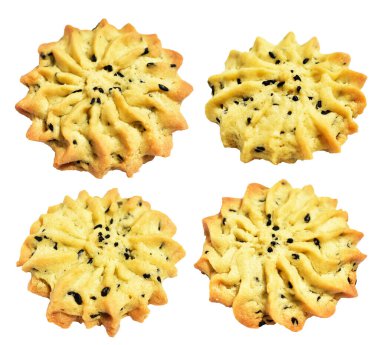 Pipolu tereyağlı kurabiyeler. Rosette şeklinde. Kırpma yolu ile izole edilmiş.