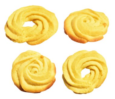 Pipolu tereyağlı kurabiyeler. Rosette şeklinde. Kırpma yolu ile izole edilmiş.