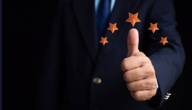 Müşteri memnuniyeti anketi konsepti, hizmet deneyimi derecelendirme çevrimiçi uygulama, müşteri değerlendirme ürünü hizmet kalitesi, memnuniyet değerlendirmesi, çok iyi kalite.