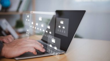 İnternet sunucuları üzerinde dijital veri depolama teknolojisi belge yönetim sistemi, çevrimiçi dizin ve dosyaların aranması ve yönetimi, bilgisayar yazılım teknolojisinden veritabanının indirilip yüklenmesi.