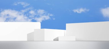 Minimalist beyaz kare podyumlar parlak mavi gökyüzü ve yumuşak bulut karşısında tezat oluşturuyor. Temiz, soyut dış mekan düzenlemesi sakin bir zemin oluşturur, ürünleri veya mimari ve kavramsal temaları gösterir