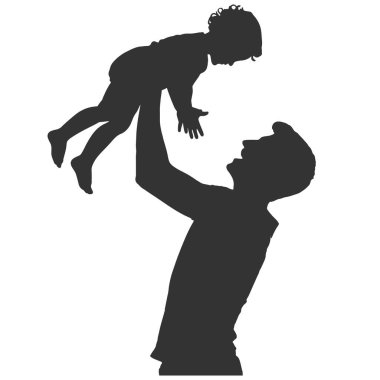 Küçük bebeği tutan babanın silueti.