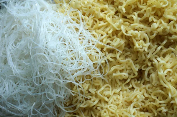 Rice Noodles Yellow Noodle Selective Focus — Stock Photo, Image