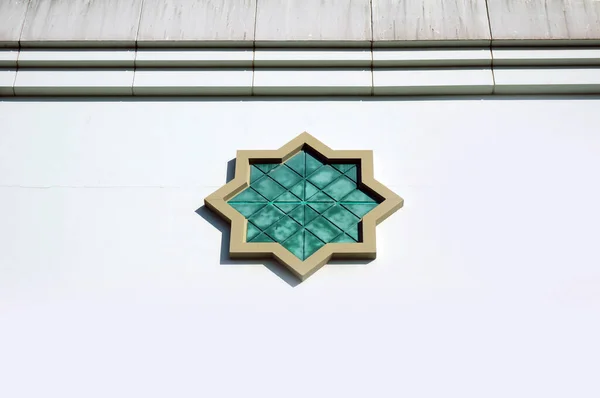 Détail Ornement Islamique Sur Mosquée Murale Blanche — Photo