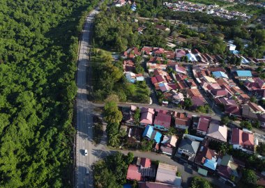 Hava manzaralı yeşil konut tesisi. Konum: Sangatta, Doğu Kutai, Doğu Kalimantan, Endonezya.