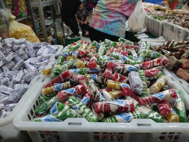 Yogyakarta Yogya, Jogja, Jogjakarta, Endonezya 'da geleneksel eski moda şekerler