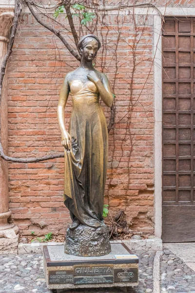 Verona Italien 2022 Den Berömda Statyn Julia Verona — Stockfoto
