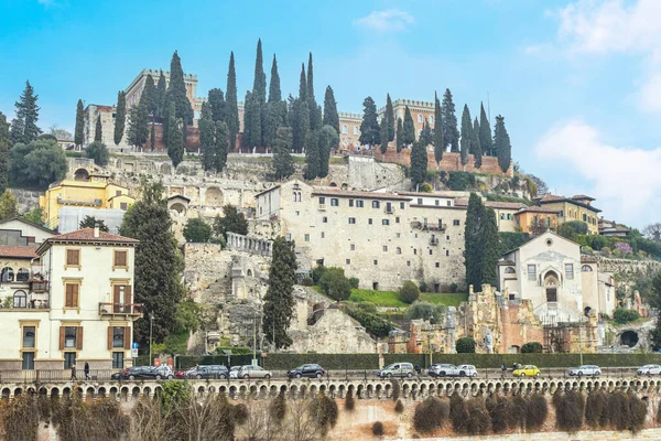 Verona Italië 2022 Prachtige Heuvel Met Kasteel San Pietro Verona — Stockfoto