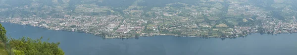 Vista Aérea Costa Brescia Lago Iseo Santuário Monte Isola — Fotografia de Stock