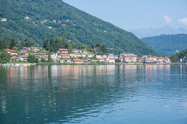 Ponte Tresa Italy 2022 Landscape Lake Lugano Ponte Tresa Reflecting — Stock Photo, Image