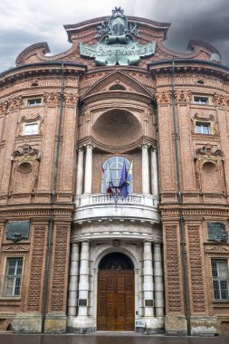 Torino, İtalya - 05-06-2022: Torino 'daki güzel Carignano Sarayı