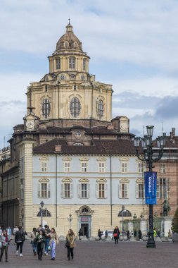 Torino, İtalya - 05-06-2022: Torino 'daki Güzel Kale Meydanı