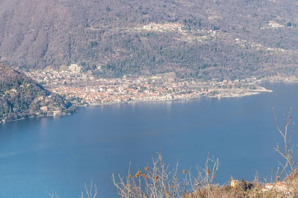 Αεροφωτογραφία Του Cannobio Στη Λίμνη Maggiore — Φωτογραφία Αρχείου