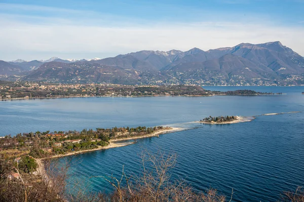 Veduta Aerea Del Lago Garda Con Isola Dei Conigli Isola Foto Stock