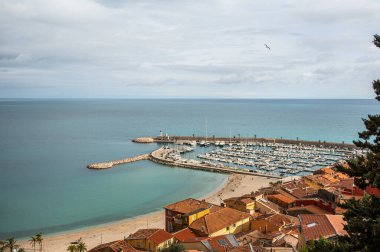 Menton limanının hava görüntüsü