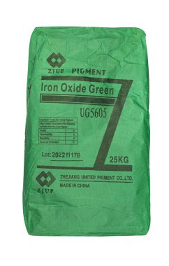 Lima, Peru, 15 Nisan 2023: ZJUP Demir oksit Yeşil Pigment Çuvalı 25 kg Endüstriyel
